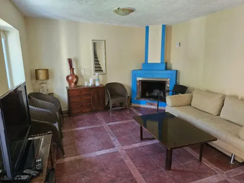 Izdavanje, kuća, 100m², Muo, Kotor - image 3