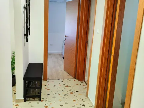 Izdavanje, dvosoban stan, 80m², Podgorica, Crna Gora - image 6