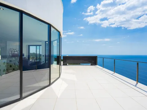 Izdavanje, kuća, 1150m², Krimovica, Kotor - image 38