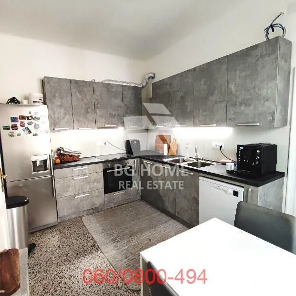 Prodaja, četvorosoban stan, 110m², Klinički Centar, Beograd