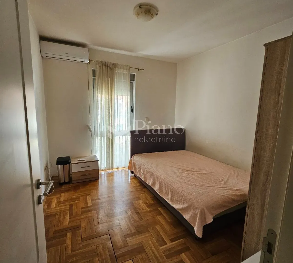 Rent, three bedroom apartment, 84m², Drač, Podgorica