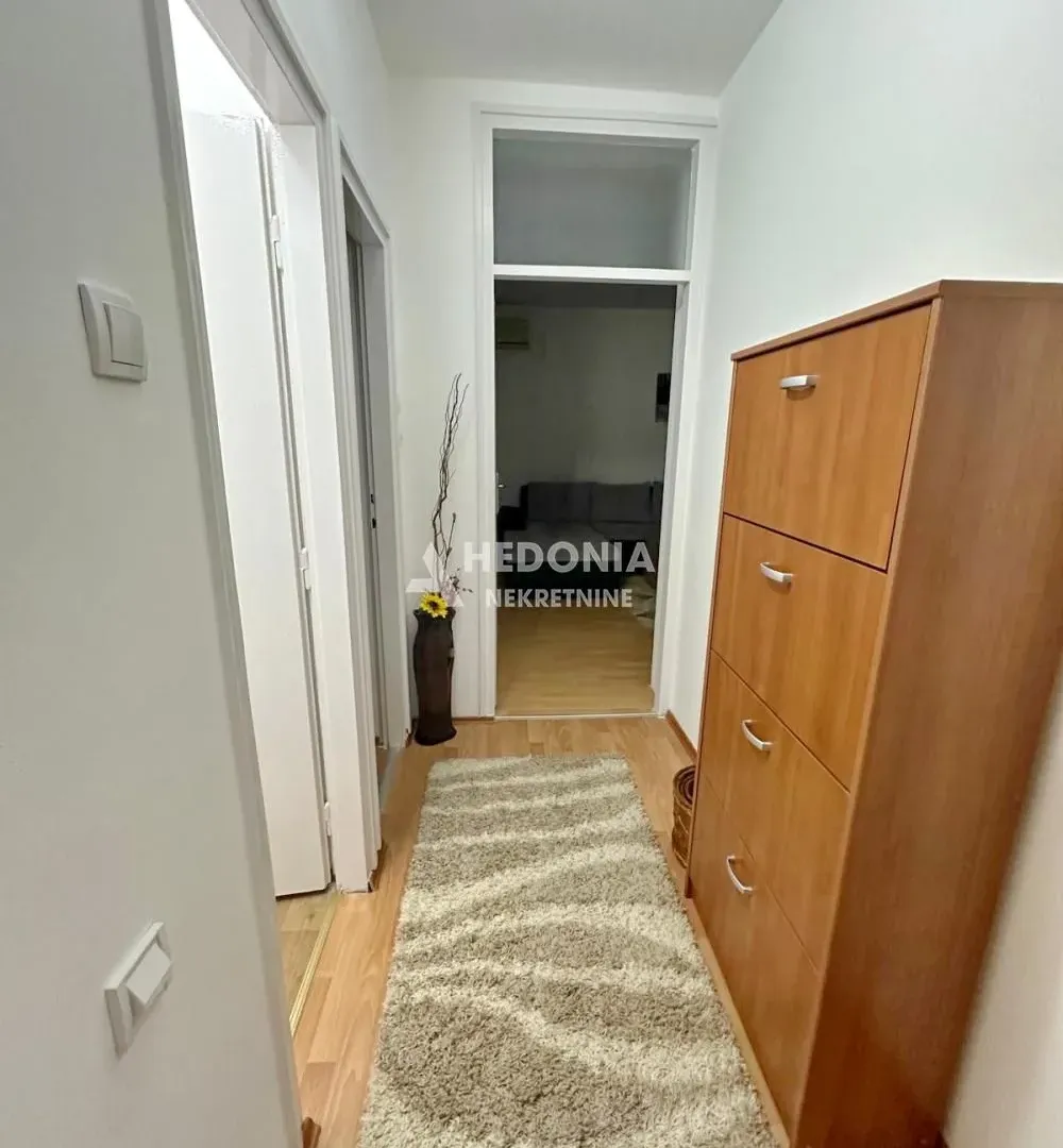 Izdavanje, dvosoban stan, 54m², Banovo Brdo, Beograd