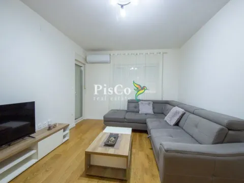 Prodaja, jednosoban stan, 49m², Central Point, Podgorica