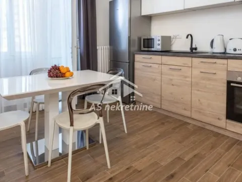 Rent, three bedroom apartment, 90m², Stari Grad, Beograd - image 7