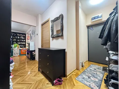 Sale, three bedroom apartment, 84m², Kalenić Pijaca, Vračar Sve Podlokacije - image 7