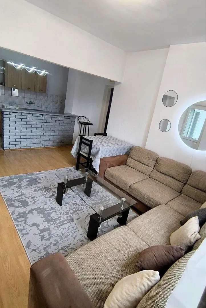 Izdavanje, dvosoban stan, 85m², Kumbor, Herceg Novi