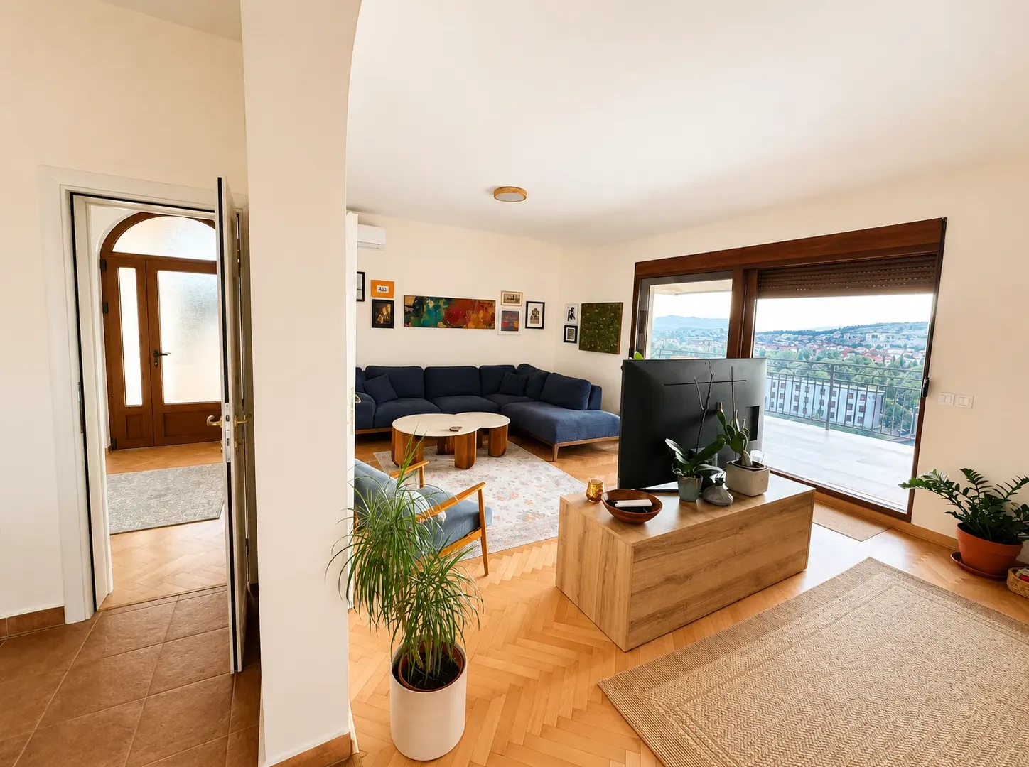 Rent, house, 256m², Masline, Podgorica
