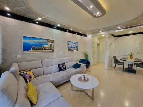 Izdavanje, jednosoban stan, 56m², Budva, Crna Gora - image 5