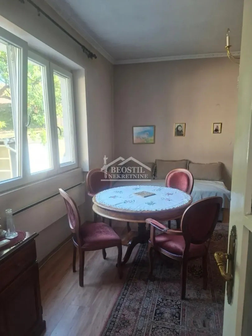 Sale, house, 181m², Zemun Sve Podlokacije, Beograd