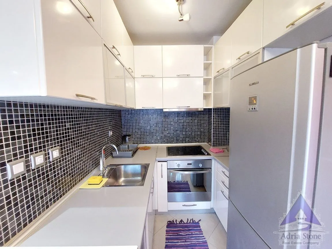 Sale, two bedroom apartment, 54m², Centar, Budva