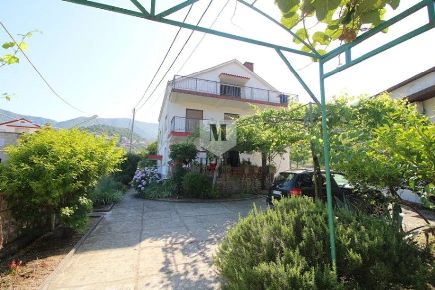 Sale, house, 350m², Zelenika, Herceg Novi