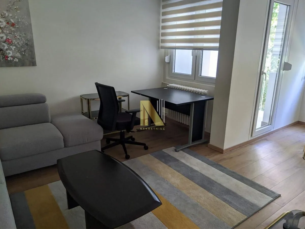 Izdavanje, dvosoban stan, 52m², Liman 4, Novi Sad Sve Podlokacije