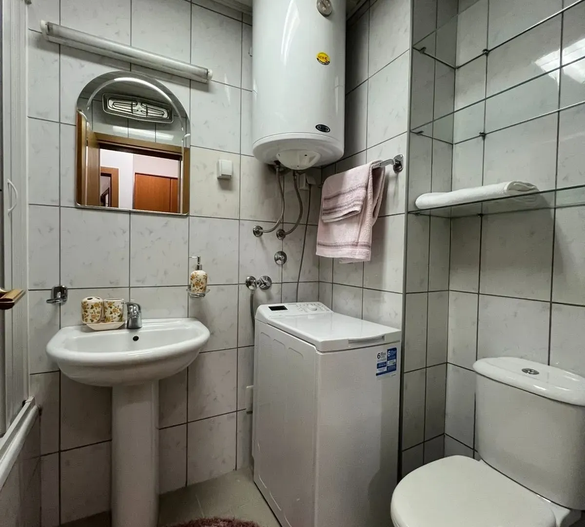 Rent, one bedroom apartment, 43m², Blok 9, Podgorica
