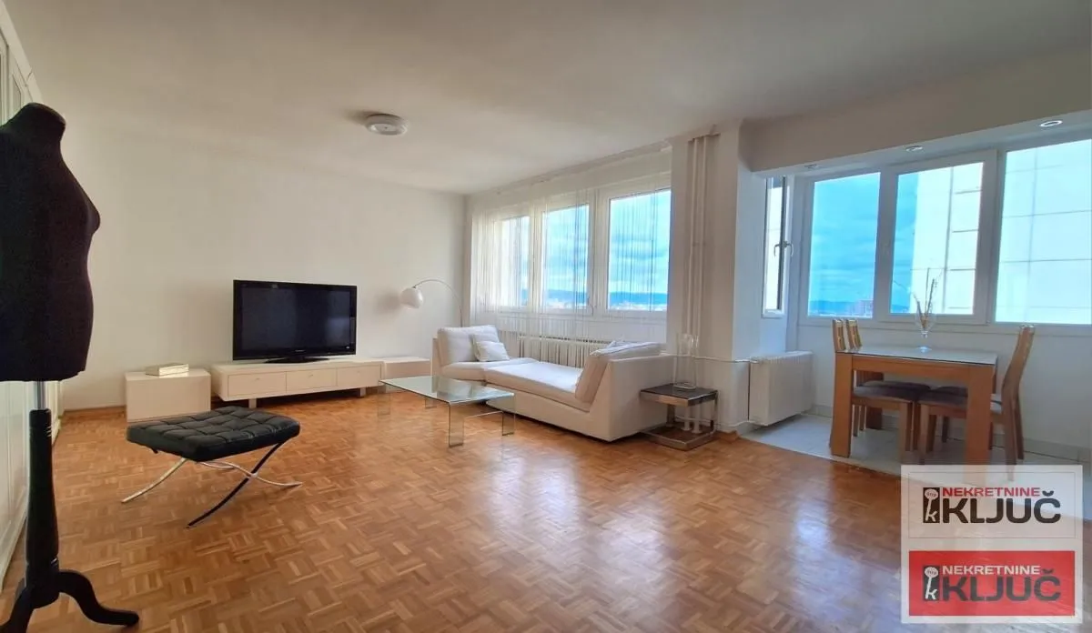 Sale, two bedroom apartment, 60m², Bulevar Oslobodjenja, Novi Sad Sve Podlokacije