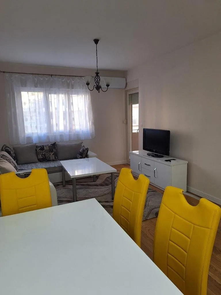 Rent, one bedroom apartment, 55m², Central Point, Podgorica