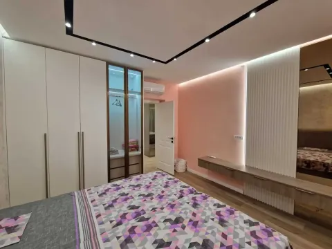 Izdavanje, stan, 72m², Tivat, Crna Gora - image 3