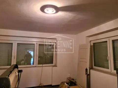 Sale, house, 250m², Aleksandrovo, Subotica - image 12