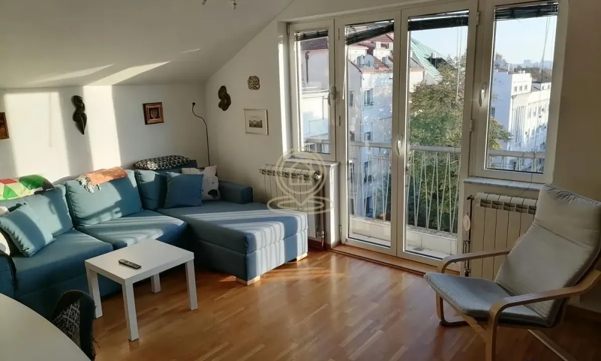Rent, two bedroom apartment, 50m², Kalenić Pijaca, Vračar Sve Podlokacije