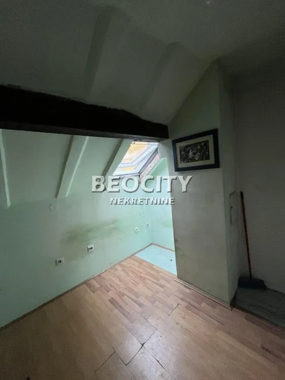 Prodaja, stan, 9m², Centar, Novi Sad