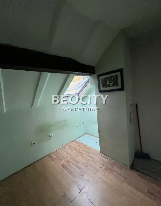 Prodaja, stan, 9m², Centar, Novi Sad