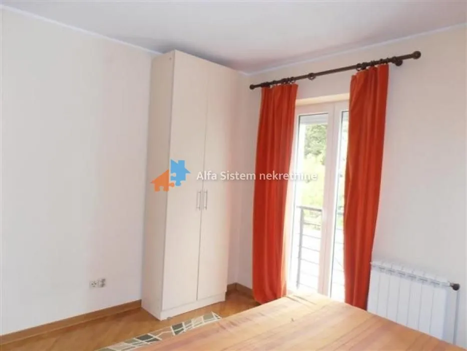 Rent, three bedroom apartment, 130m², Savski Venac, Beograd