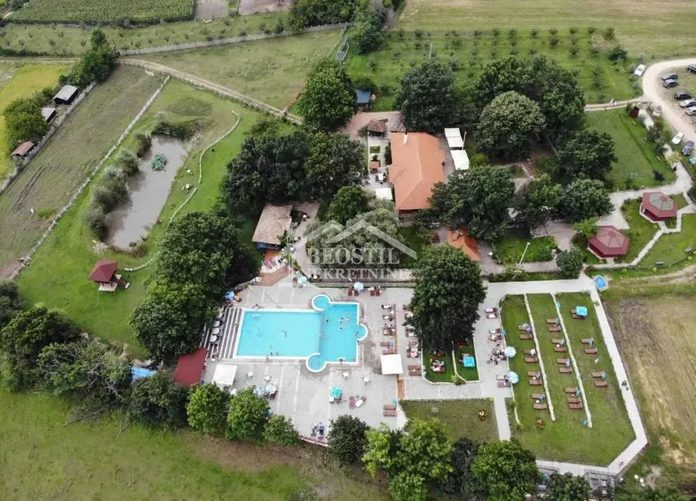 Prodaja, ugostiteljski objekat, 1243m², Lužnice, Kragujevac