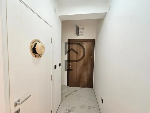 Izdavanje, stan, 100m², Dalmatinska ulica, Podgorica - image 12