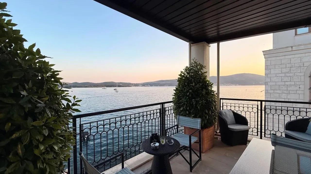 Sale, apartment, 135m², Tivat, Crna Gora