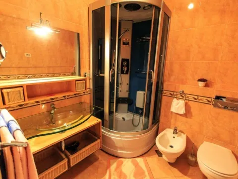 Prodaja, kuća, 340m², Budva, Crna Gora - image 17