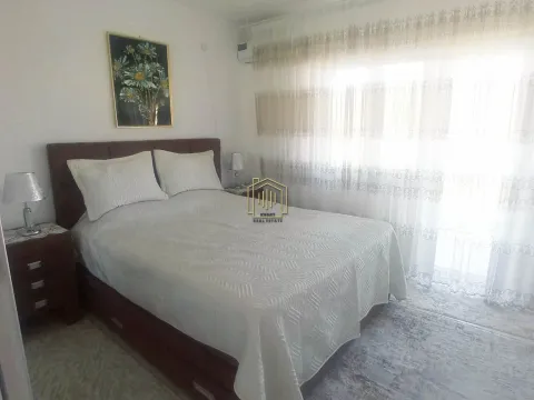 Rent, two bedroom apartment, 104m², Tološi, Podgorica - image 11