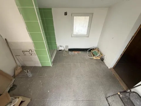 Prodaja, kuća, 62m², Pantelej, Niš - image 17