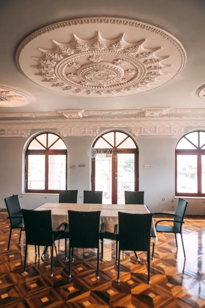 Sale, office space, 1200m², Palić, Subotica
