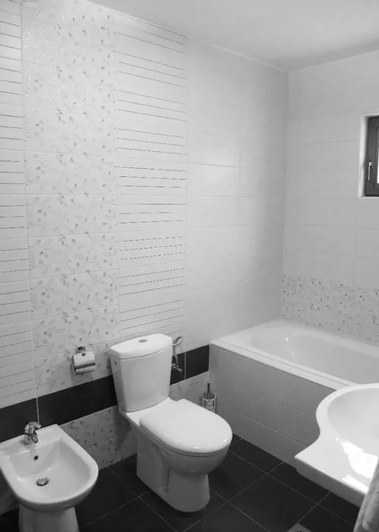 Sale, house, 360m², Blizikuće, Budva