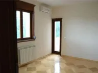 Izdavanje, stan, 300m², Savski Venac, Beograd - image 2