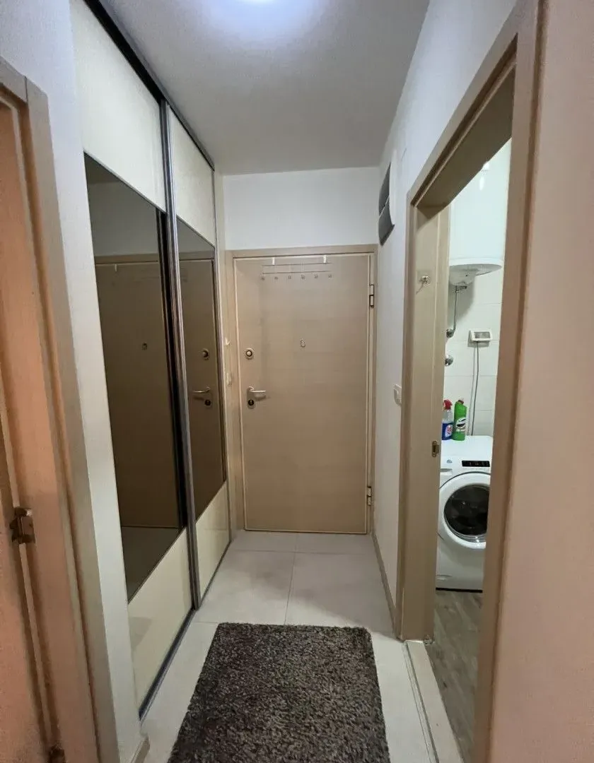 Izdavanje, jednosoban stan, 47m², City Kvart, Podgorica