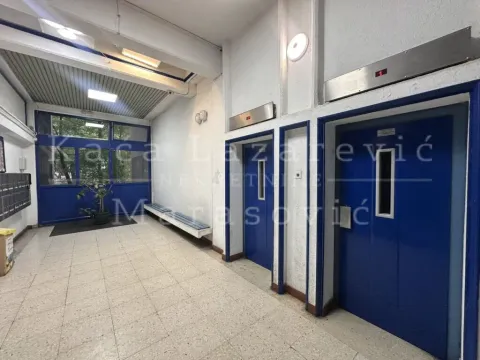 Prodaja, četvorosoban stan, 115m², Voždovačka Crkva, Voždovac Sve Podlokacije - image 17