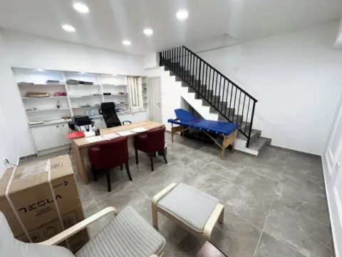 Rent, office space, 56m², Blok 9, Podgorica - image 5