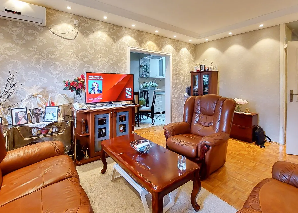 Prodaja, dvosoban stan, 69m², Babušnica, Srbija
