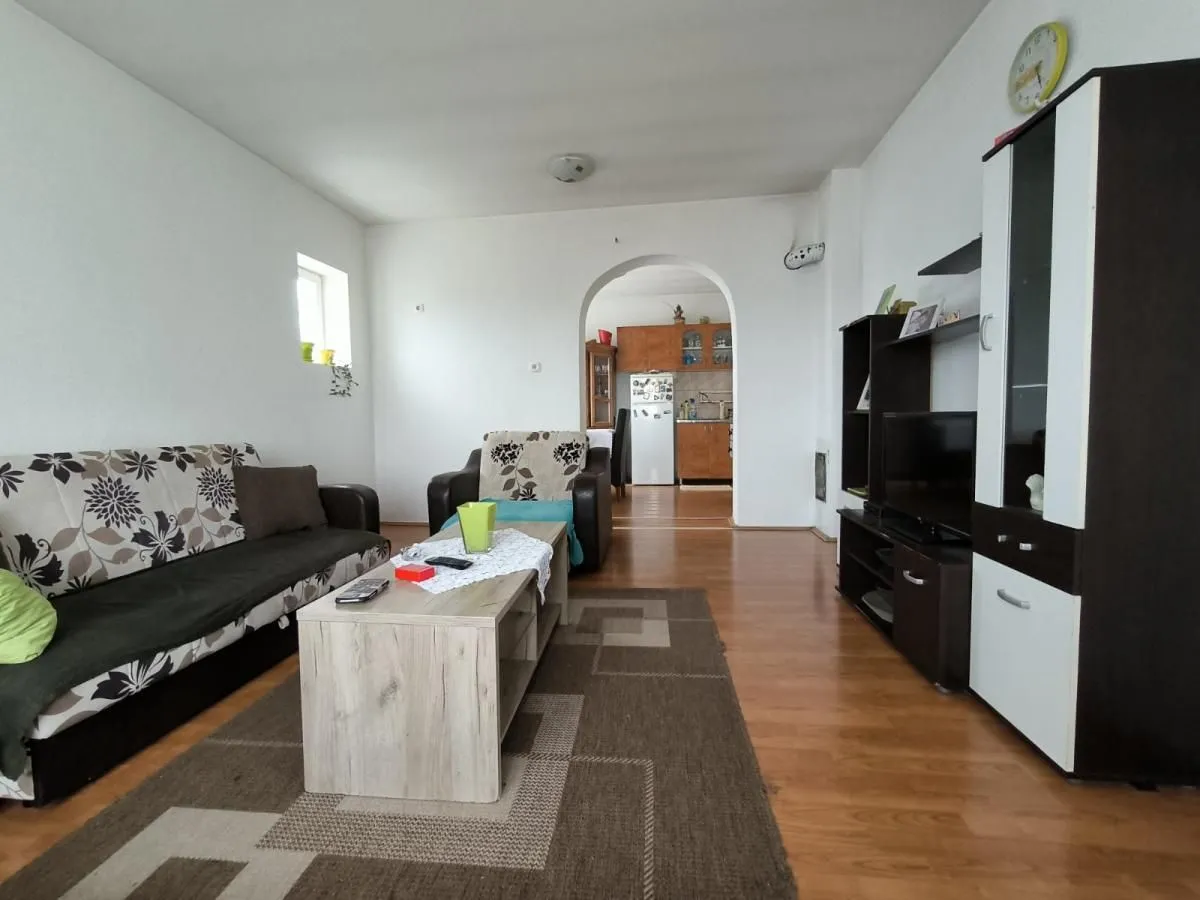 Prodaja, kuća, 194m², Ribare, Jagodina