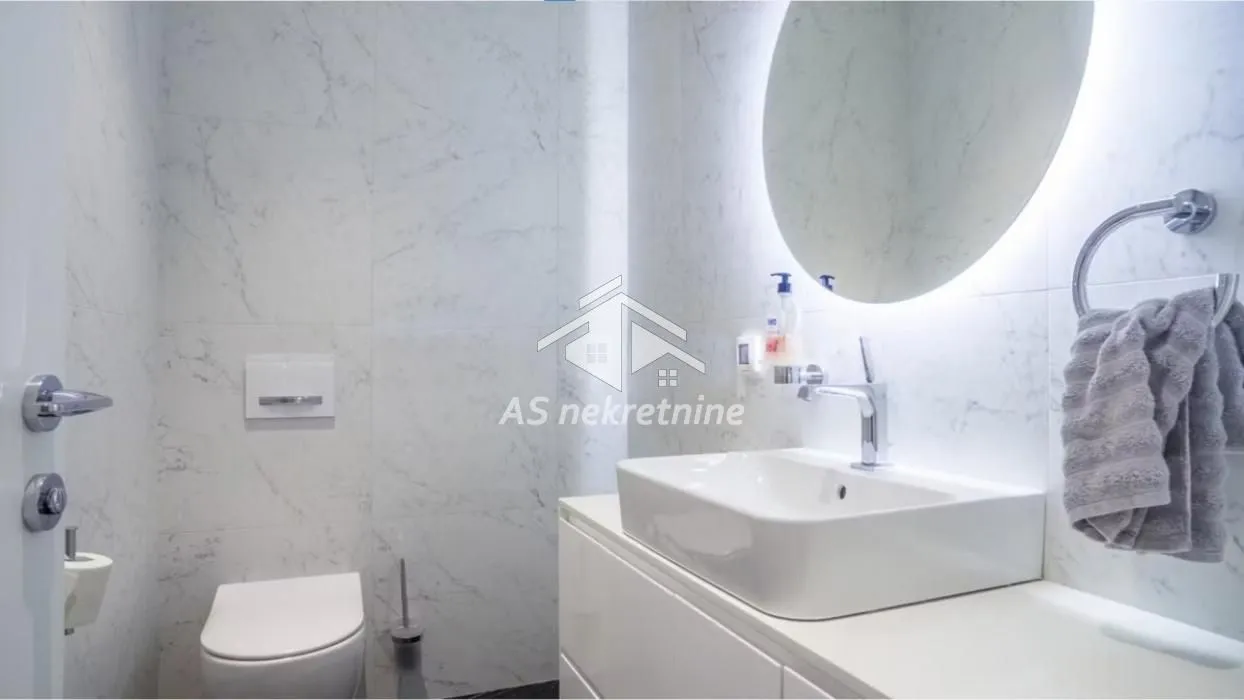 Rent, apartment, 188m², Kalenić Pijaca, Vračar Sve Podlokacije