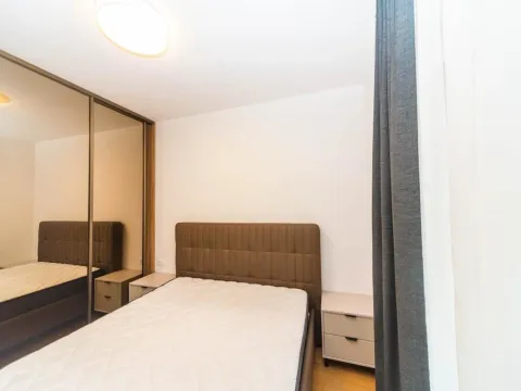 Izdavanje, stan, 44m², New City, Podgorica - image 9