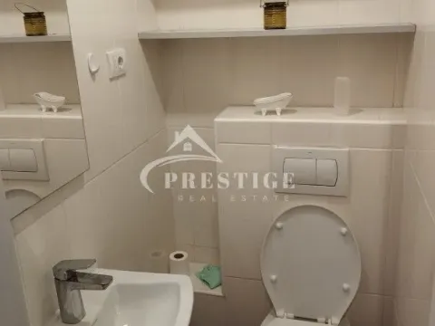 Izdavanje, trosoban stan, 100m², Blok 5, Podgorica - image 3