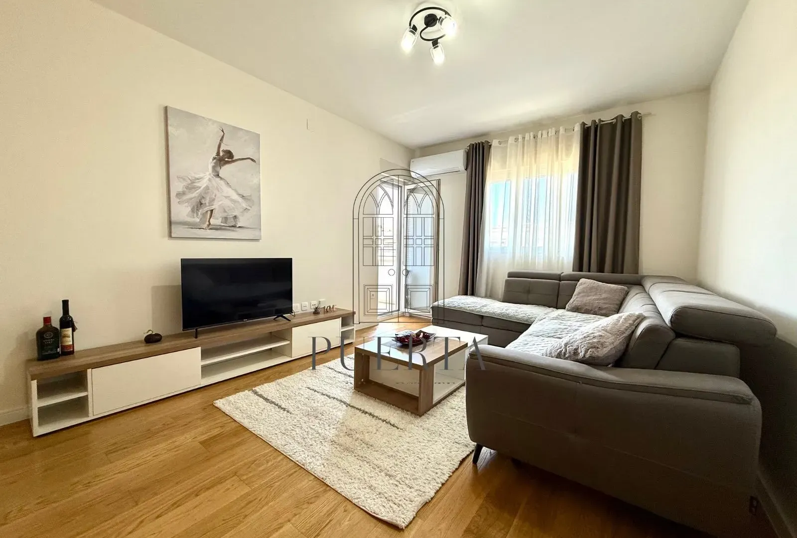 Rent, one bedroom apartment, 49m², Central Point, Podgorica