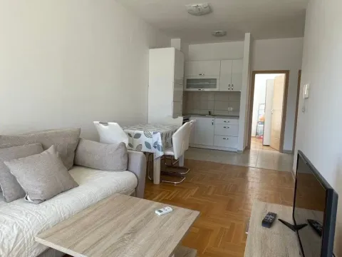 Prodaja, jednosoban stan, 39m², Budva, Crna Gora