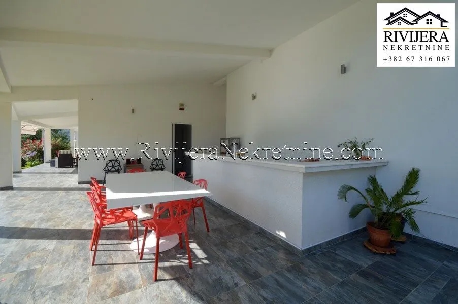 Prodaja, kuća, 252m², Kavač, Kotor
