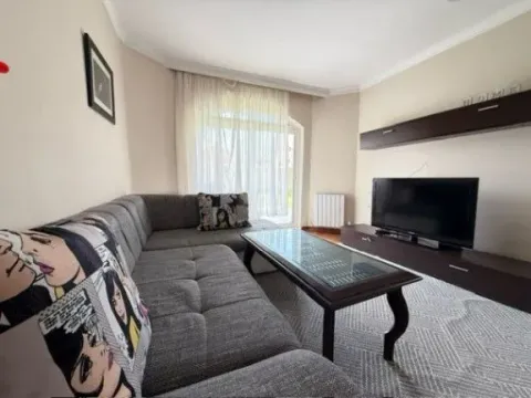 Izdavanje, kuća, 180m², Donja Gorica, Podgorica - image 4