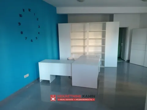 Rent, office space, 46m², Vidikovac, Budva - image 4