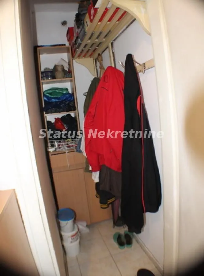 Prodaja, dvosoban stan, 77m², Grbavica, Novi Sad Sve Podlokacije