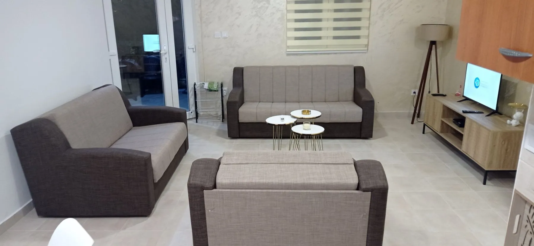 Izdavanje, jednosoban stan, 30m², Igalo, Herceg Novi