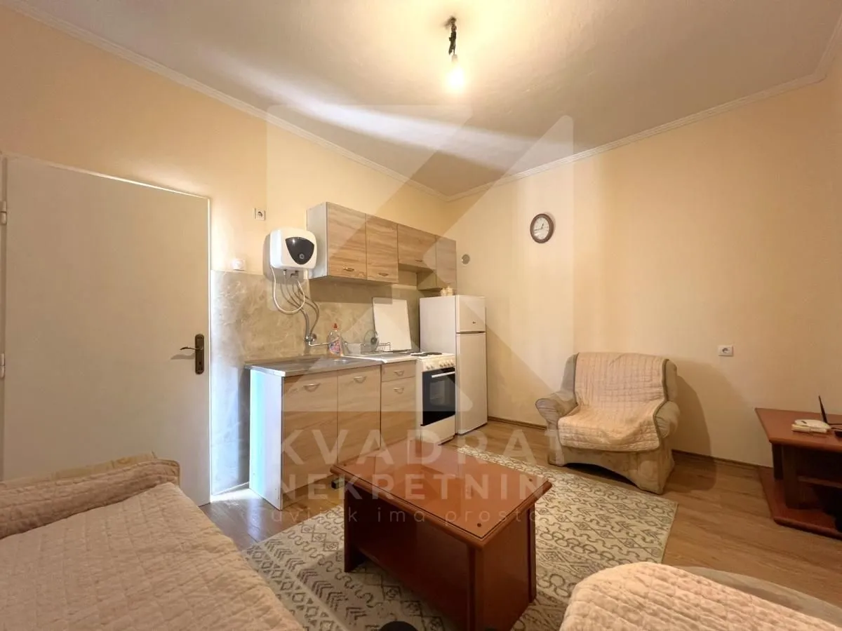Izdavanje, jednosoban stan, 38m², Zabjelo, Podgorica